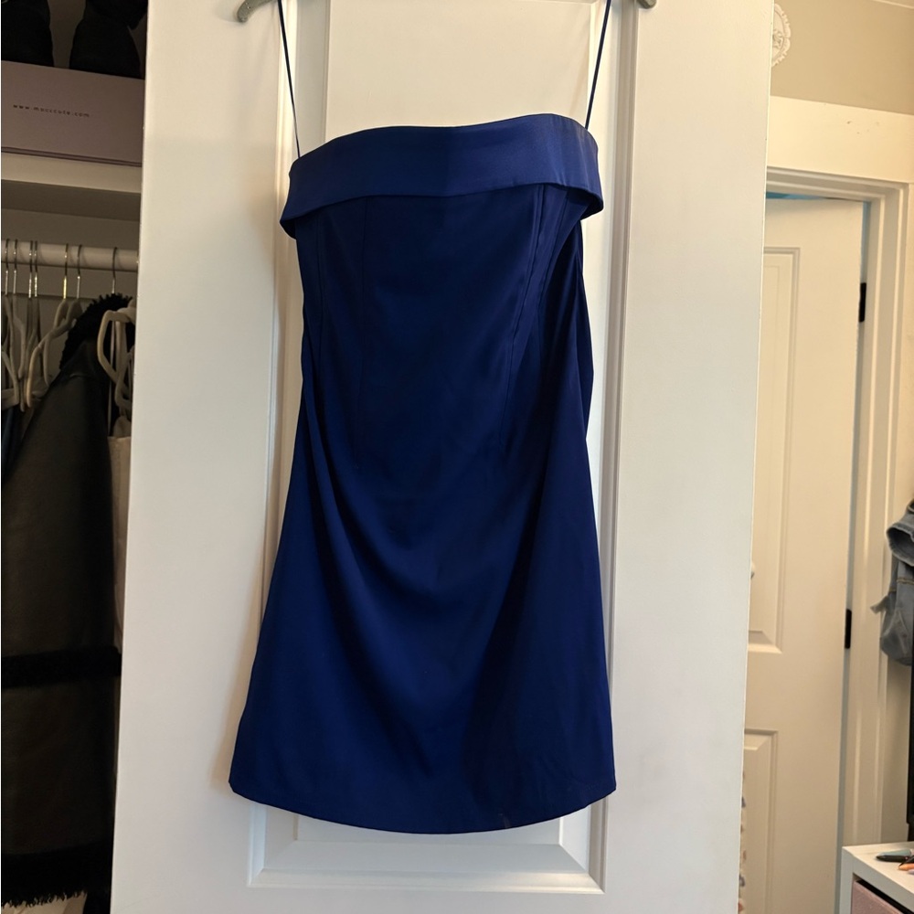 Elegant Blue Strapless Dress